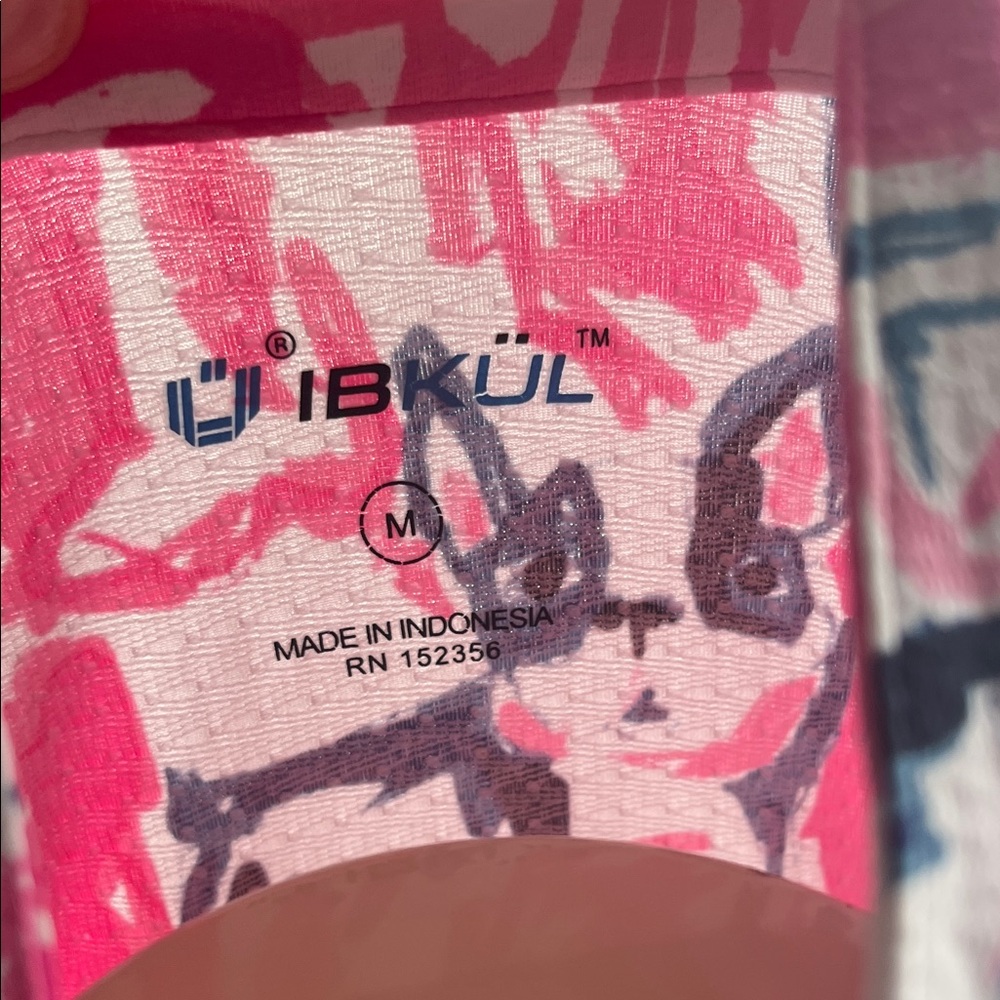 IBKUL Pink and Blue Frenchie Patterned Long Sleeve Golf Top - Picture 3 of 4